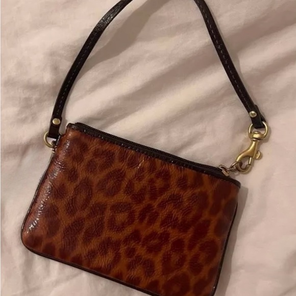 Coach Animal print patten leather clutch. Lovely rose satin interior. Vintage - Picture 2 of 4